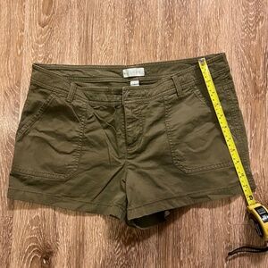 Hinge Olive Green Women's Cargo Shorts